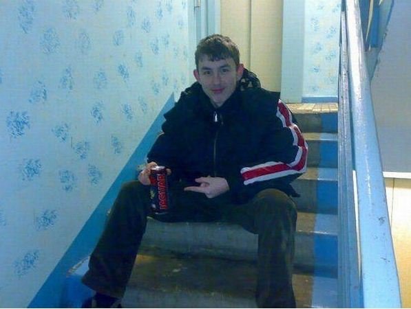Как я выгонял школьников из своего подъезда Как я выгонял школьников из своего подъезда