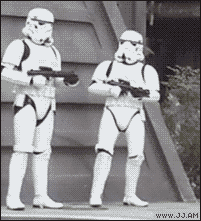 http://s.pikabu.ru/images/big_size_comm/2013-04_2/13652796775209.gif
