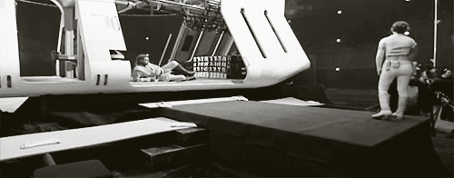 http://s.pikabu.ru/post_img/2013/05/05/9/1367761779_1317818841.gif
